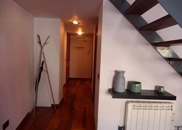 Modern In Old Town W Cathedral Views Apartman Girona