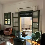 Apartment Modern In Old Town W Cathedral Views *
