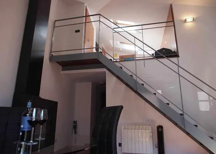 Апартаменты Modern In Old Town W Cathedral Views Жирона