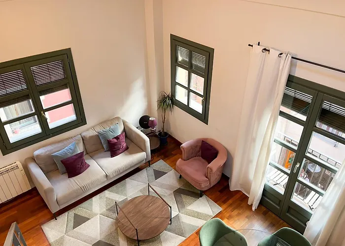 Modern In Old Town W Cathedral Views Lejlighed *