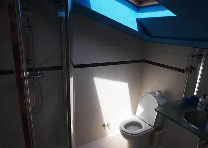 Modern In Old Town W Cathedral Views Διαμέρισμα