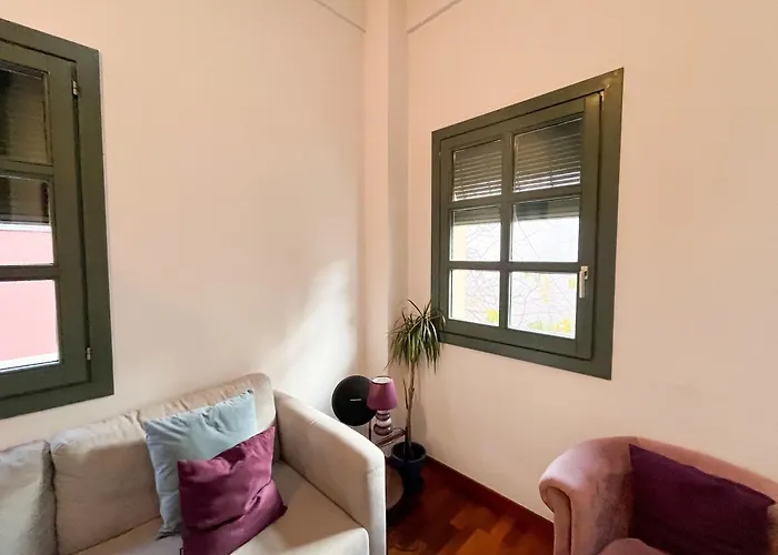 Modern In Old Town W Cathedral Views Διαμέρισμα Χιρόνα