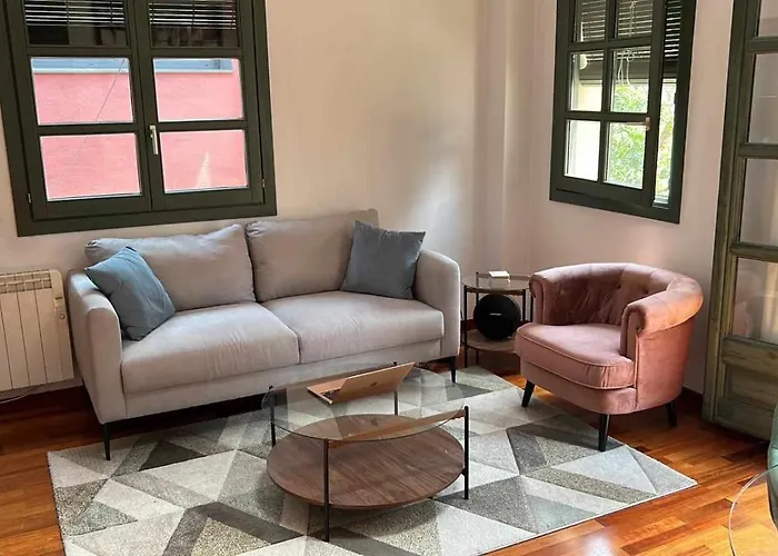 Modern In Old Town W Cathedral Views *